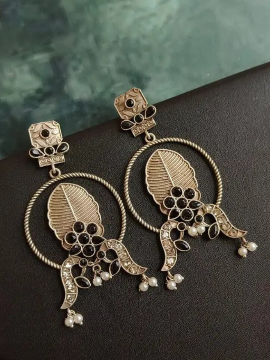 Buy Antique Leaf Motif Black Stones Oxidised Silver Earrings Online - TheJewelbox