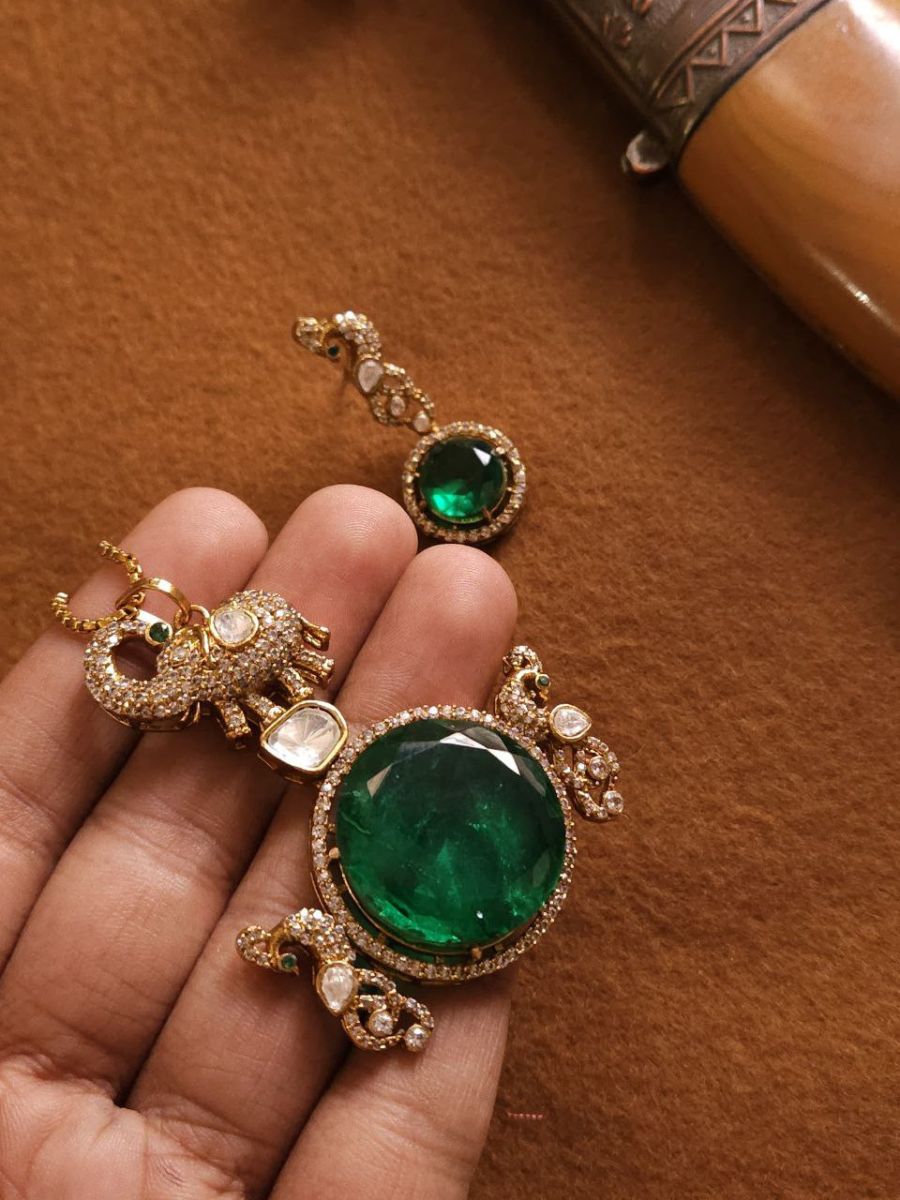Big Green Stone Elephant Pendant Polki Kundan Long Necklace
