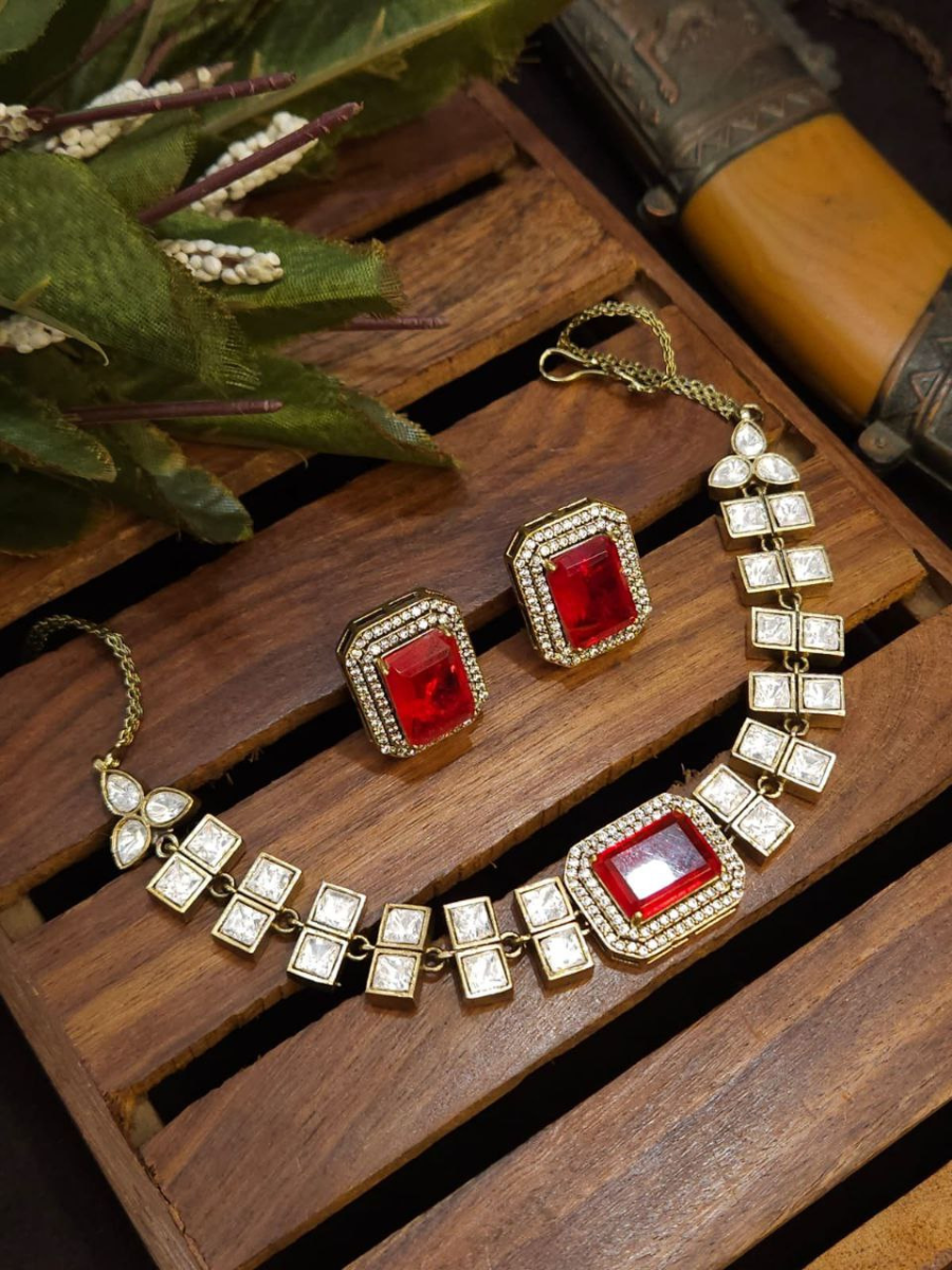 Buy Classic Ruby Red Stone Gold Plated Polki Choker Necklace Online - TheJewlebox
