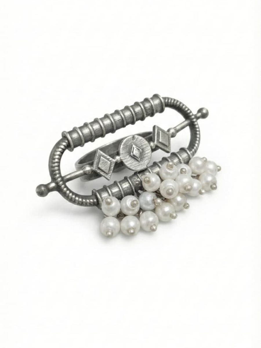 Festive wear pearl cluster ring