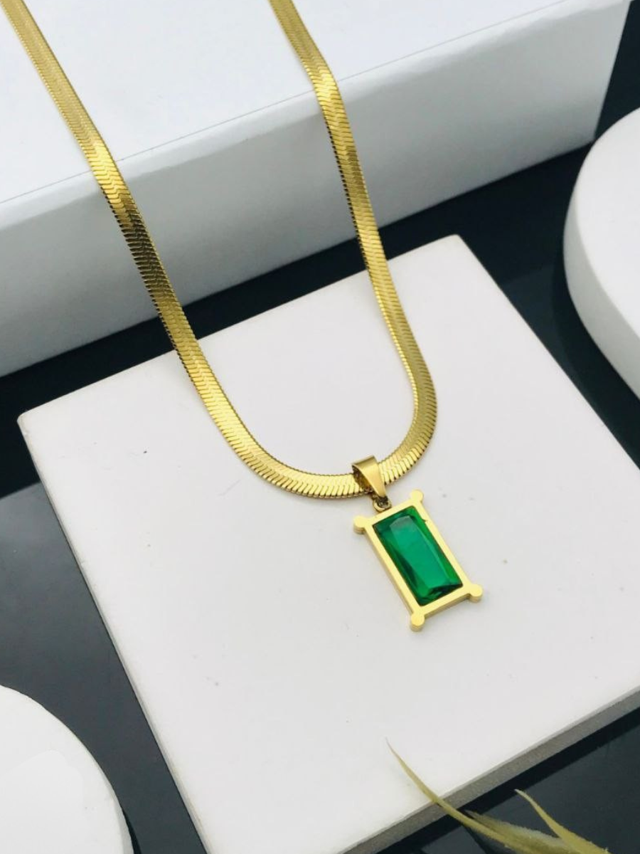 Luxury Emerald Green Stone Snake Chain Golden Necklace