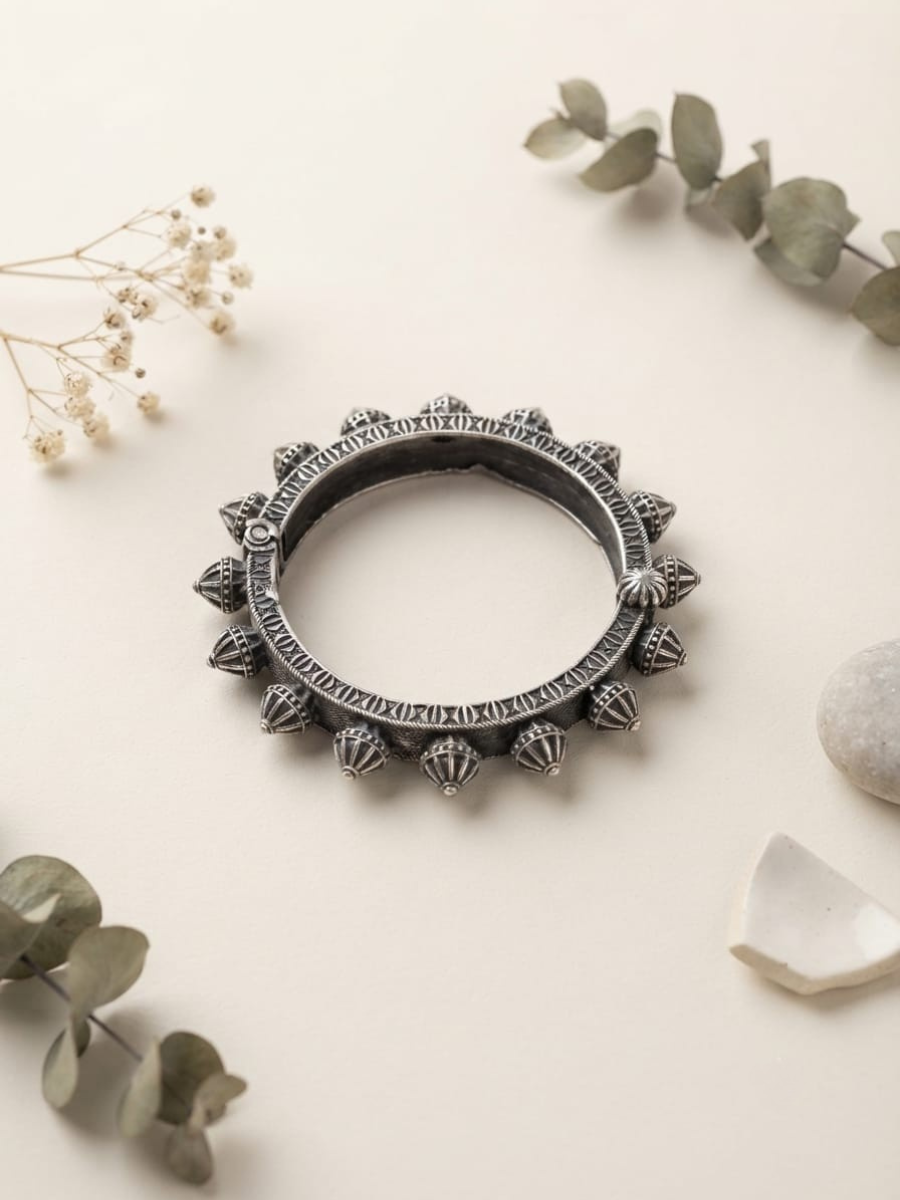 Antique finish tribal silver cuff bracelet