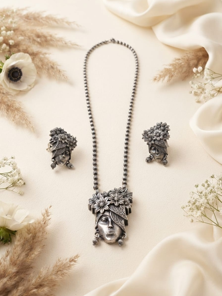Oxidised silver floral lady necklace set