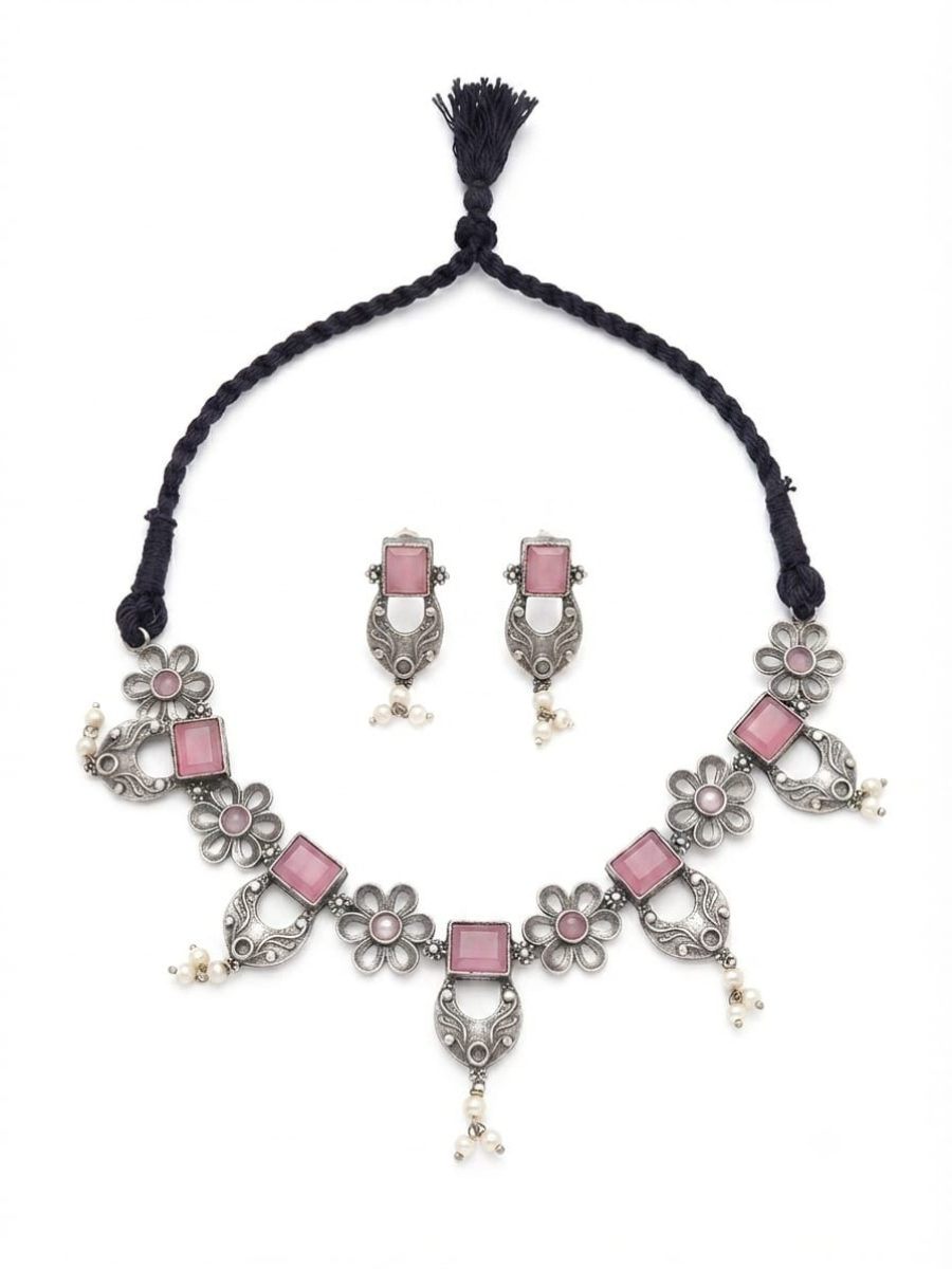 Traditional floral silver necklace set