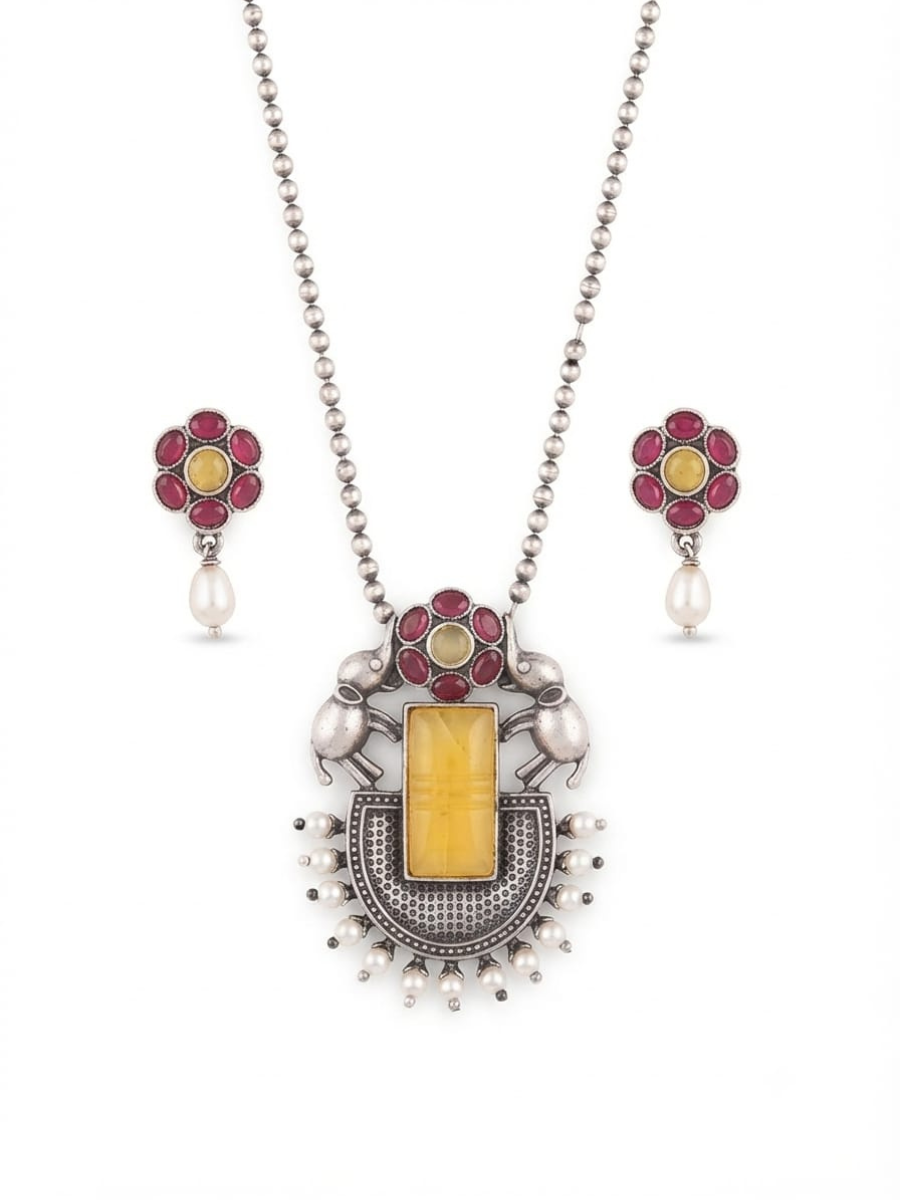 Traditional ruby and yellow necklace