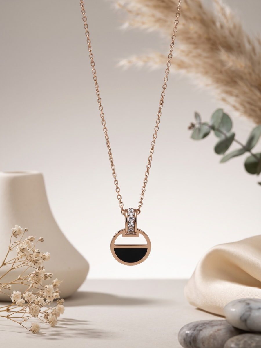 Buy Rose Gold Interlocked Black Stone Diamond Pendant Necklace Online in India