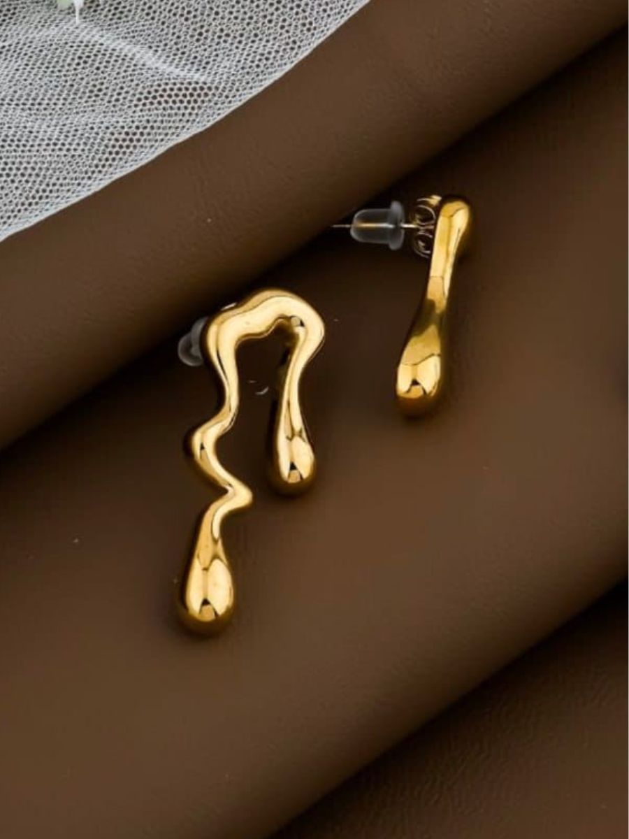 Stylish Irregular Shaped Water Droplet Golden Earrings