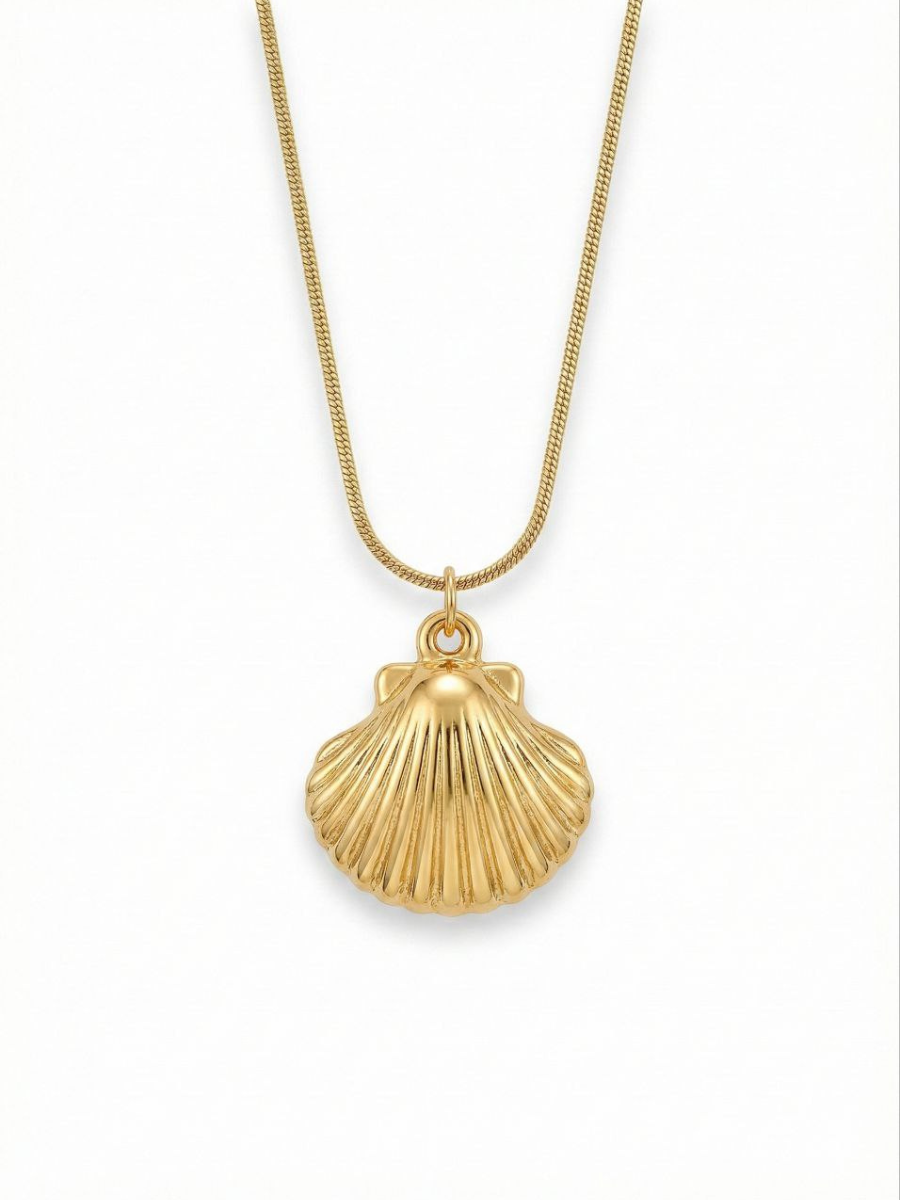 Minimalist Gold Snake Chain Necklace With Shell Charm