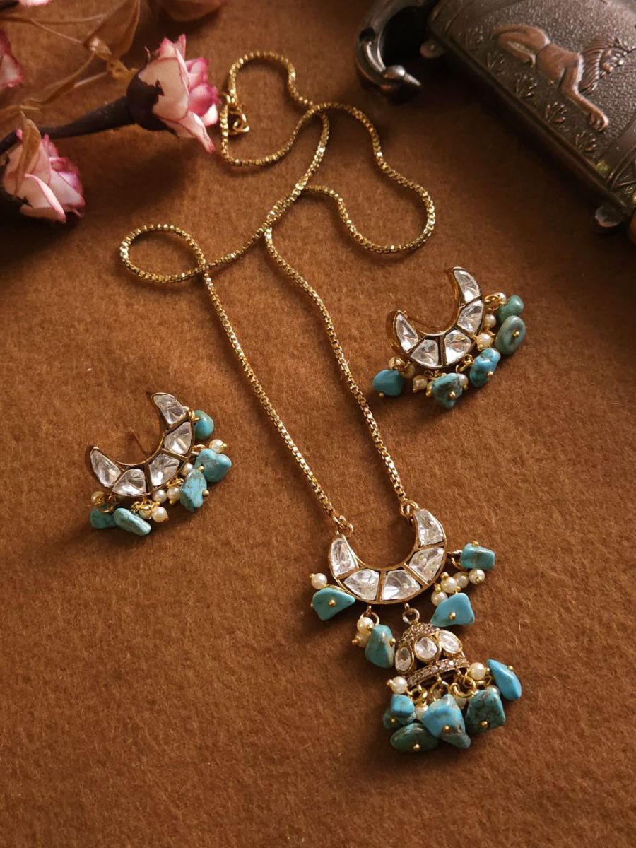 Buy Turquoise Stones Polki Kundan Long Chain Necklace Set - TheJewelbox