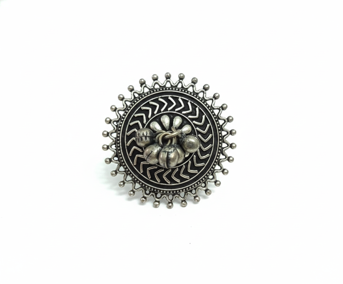 Small Gungroo Style Oxidised Silver Finger Ring