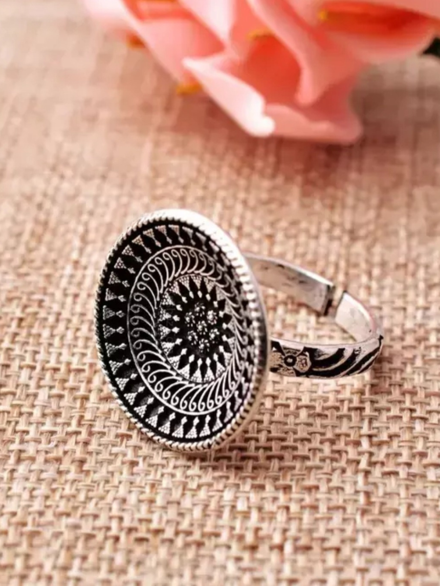 Oxidised Silver Plated Round Adjustable Finger Ring