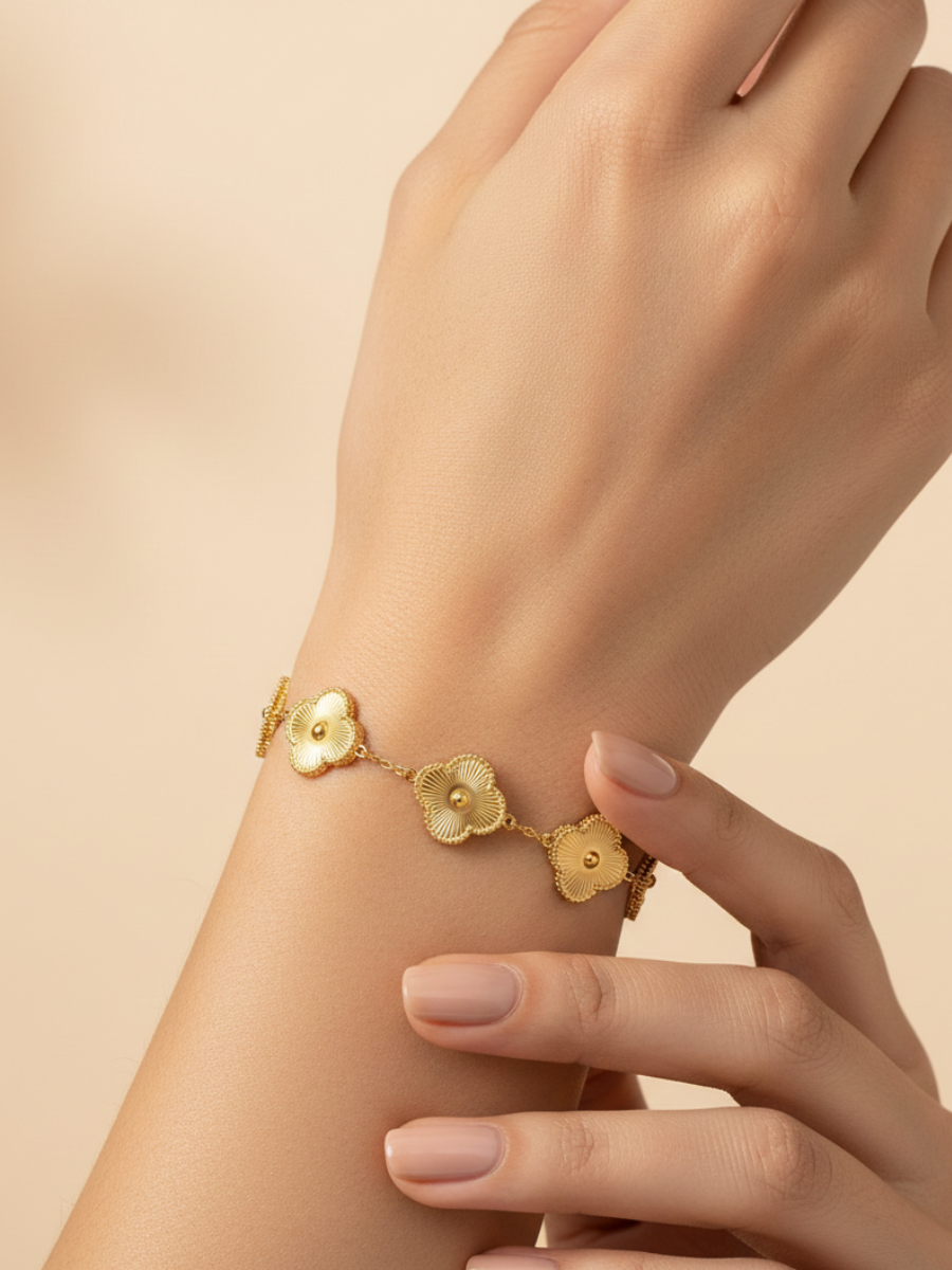 18K Gold Plated Clover Charm Loose Chain Bracelet