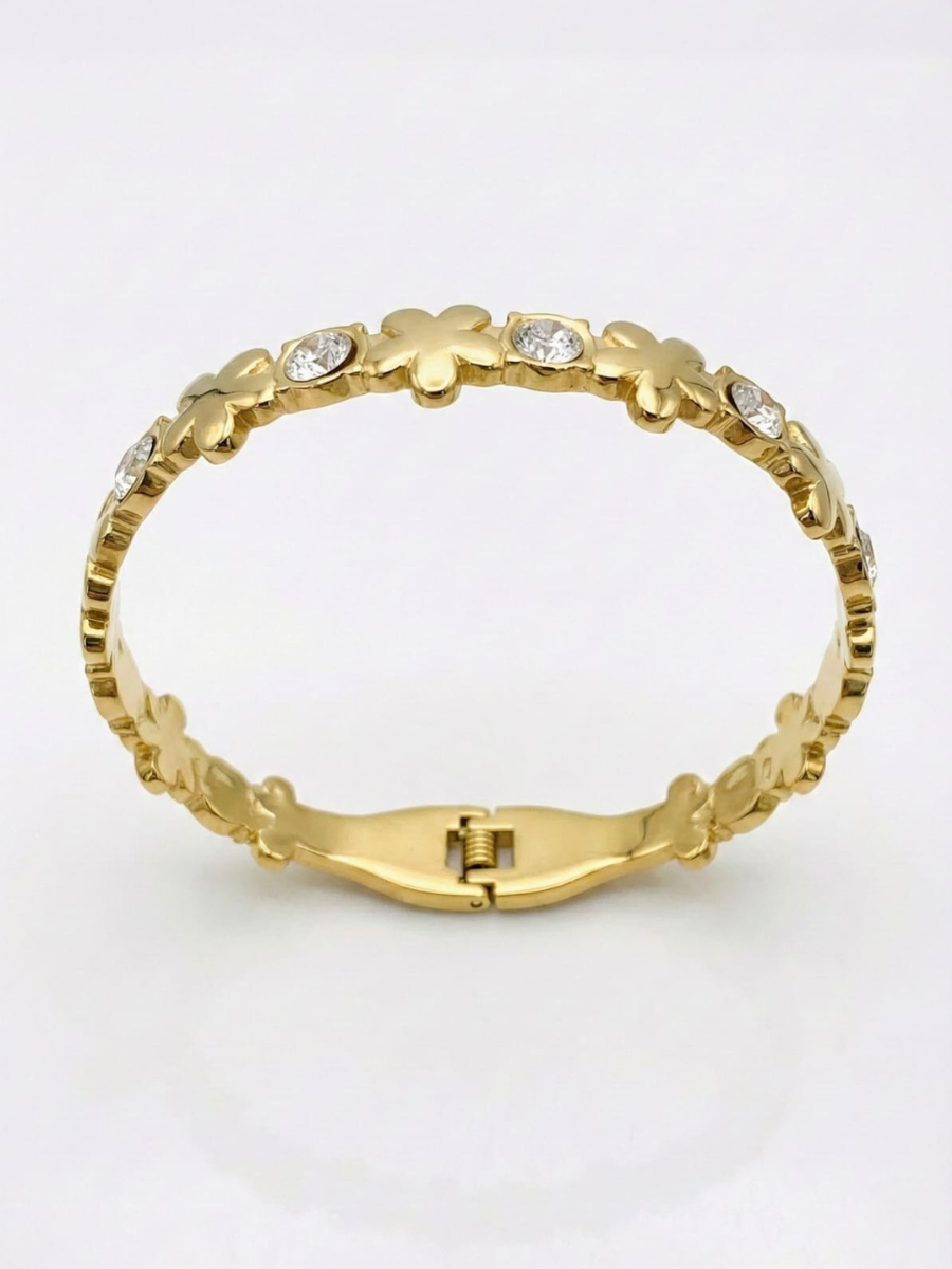 Crystal studded daisy motif bracelet