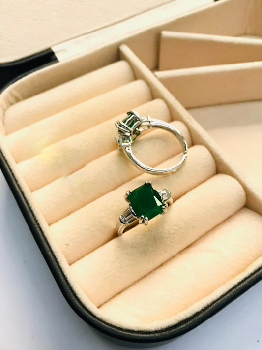 Buy Classic Green Emerald Stone Studded Silver Adjustable Ring - TheJewelbox