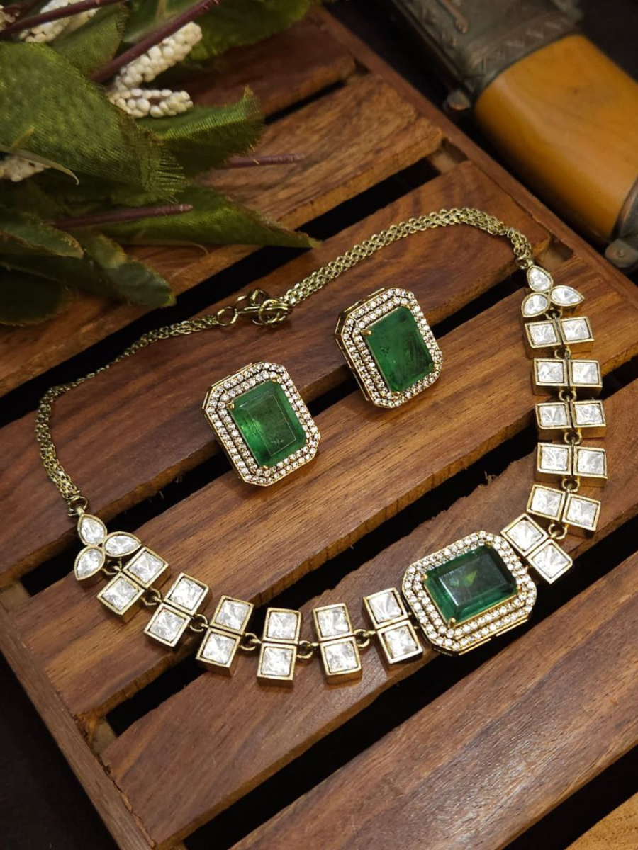 Buy Classic Light Green Stone Gold Plated Polki Choker Necklace Online - TheJewelbox