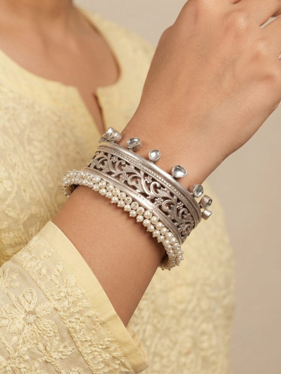 Classic Silver Plated Carved Pearl Stones Cuff Bangle