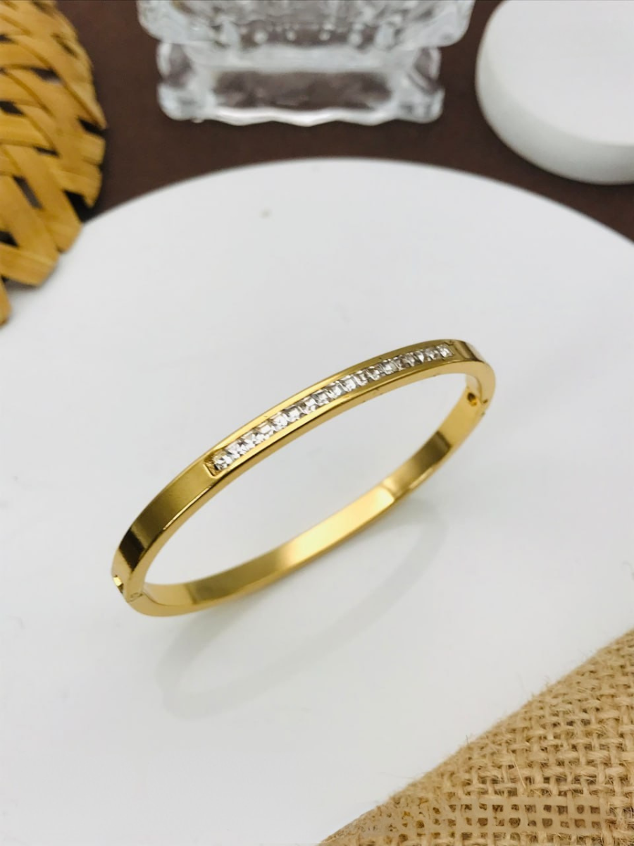 Buy Diamond Studded Sleek Gold Plated Stainless Steel Kada Bracelet Online - TheJewelbox