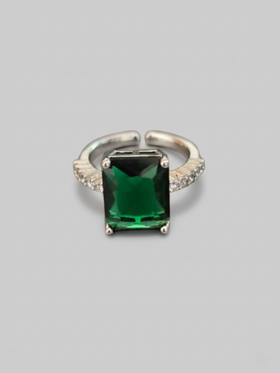 Buy Emerald Green Stone Silver Plated Minimal Ring Online - TheJewelbox