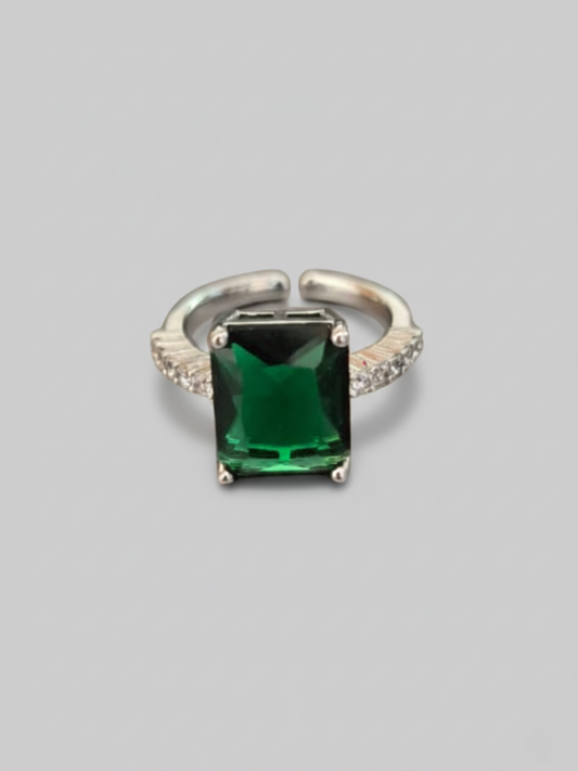 Buy Emerald Green Stone Silver Plated Minimal Ring Online - TheJewelbox