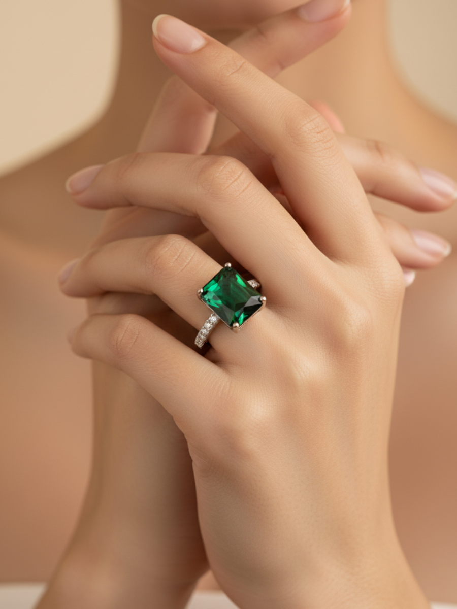Emerald Green Stone Silver Plated Minimal Ring