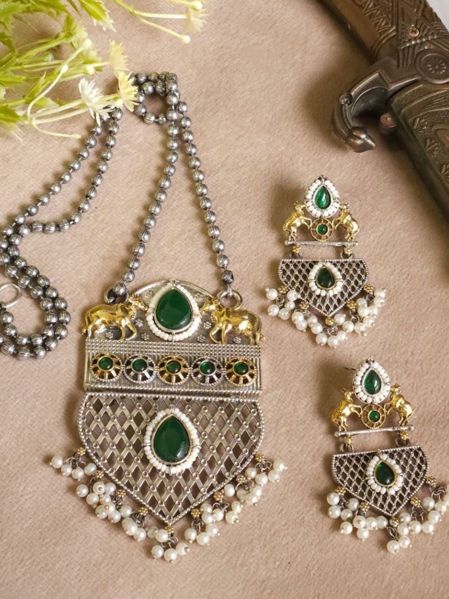 Ethnic Green Kundan Dual Tone Oxidised Long Necklace Set