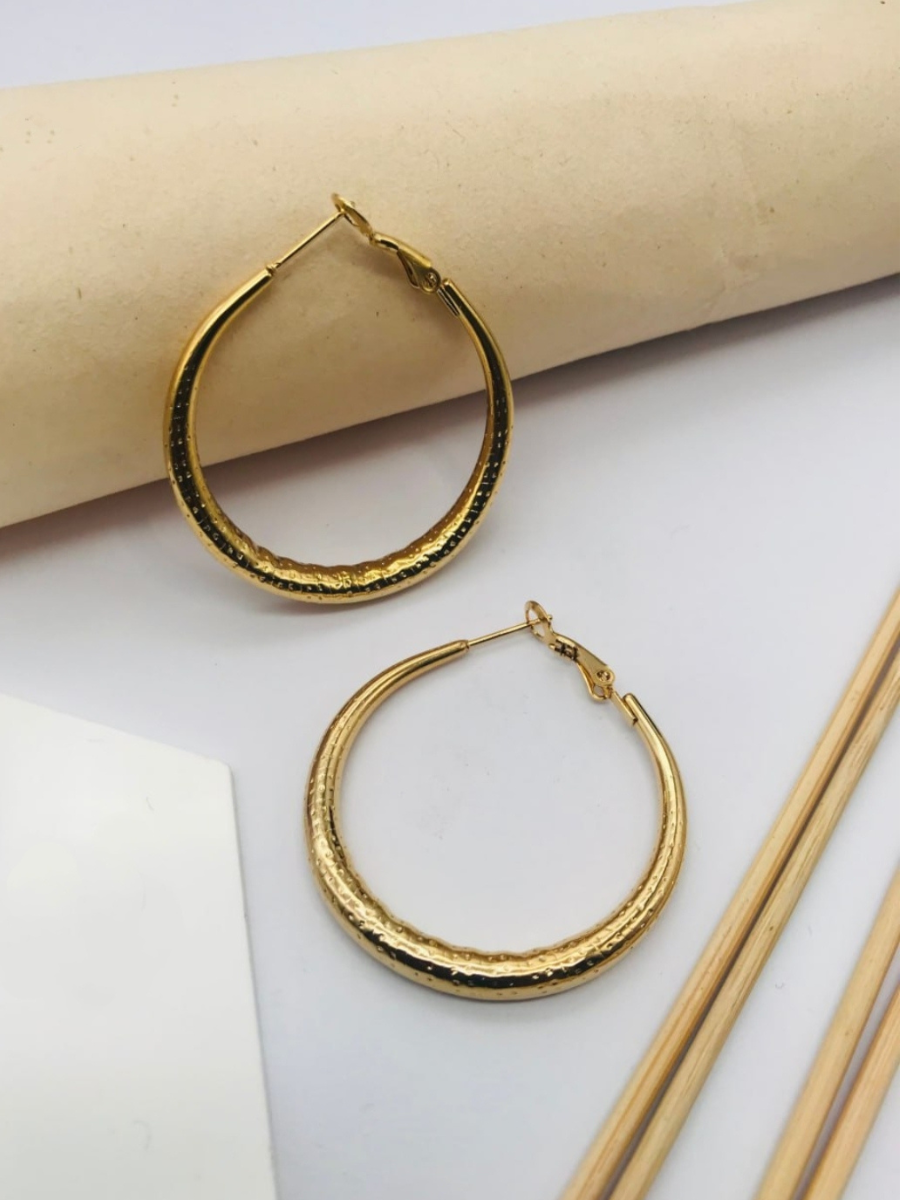 Buy Gold Plated Textured Round Hoop Earrings - TheJewelbox