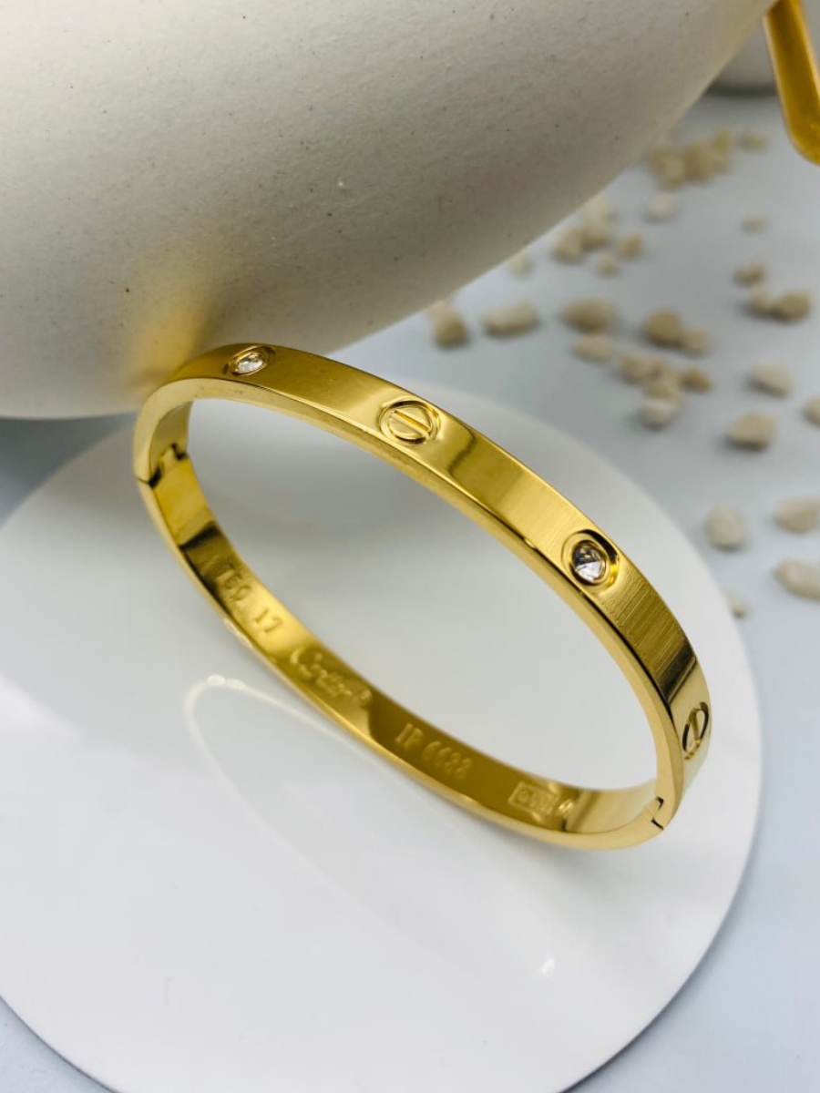 ✨ Glimmer & Shine: Gold Bracelets for Women | Hypoallergenic, Lasting  Luxury – Zestpics