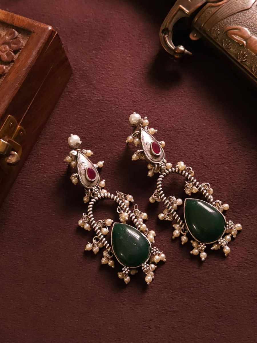 Buy Green Monalisa Stone Oxidised Silver Drop Earrings - TheJewelbox
