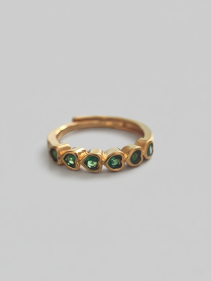 Buy Heart Shaped Green Stone Gold Minimal Ring Online - TheJewelbox