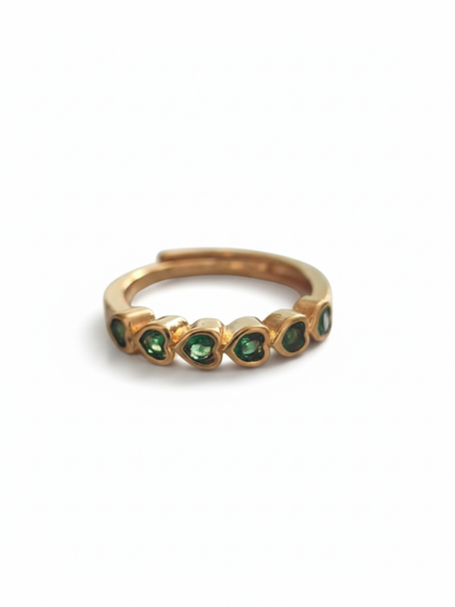 Heart Shaped Green Stone Gold Minimal Ring