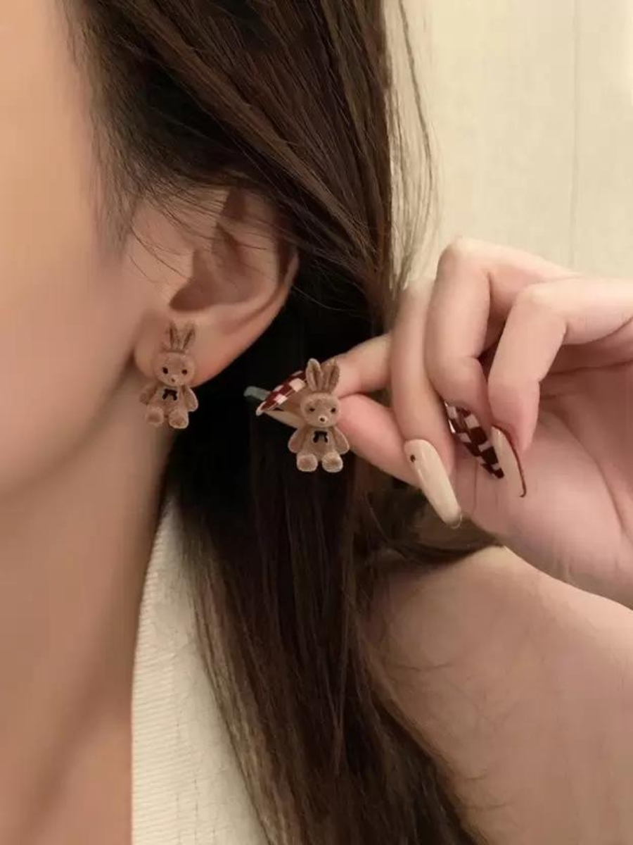 Amazon.com: Korean Long Super Fairy Wave Fringe Earrings Line South Korean  Design Temperament Earrings Online Earrings Designer Earrings for Women:  Clothing, Shoes & Jewelry
