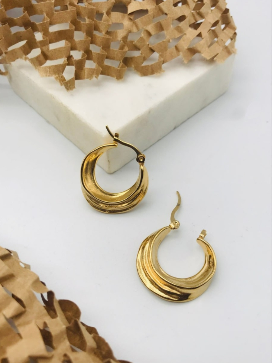 Buy Korean Style Gold Plated Chunky Hoop Earrings - TheJewelbox