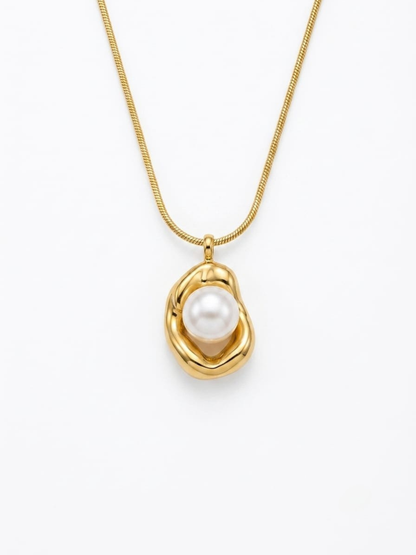 Luxury Round Pearl Charm Pendant Gold Necklace
