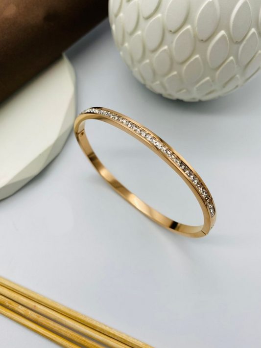 Buy Oval Shaped Rose Gold Diamond Bracelet - TheJewelbox