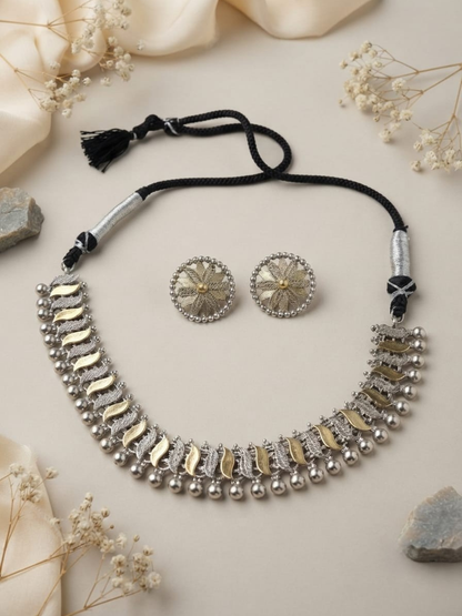 Oxidised dual toned paisley choker set
