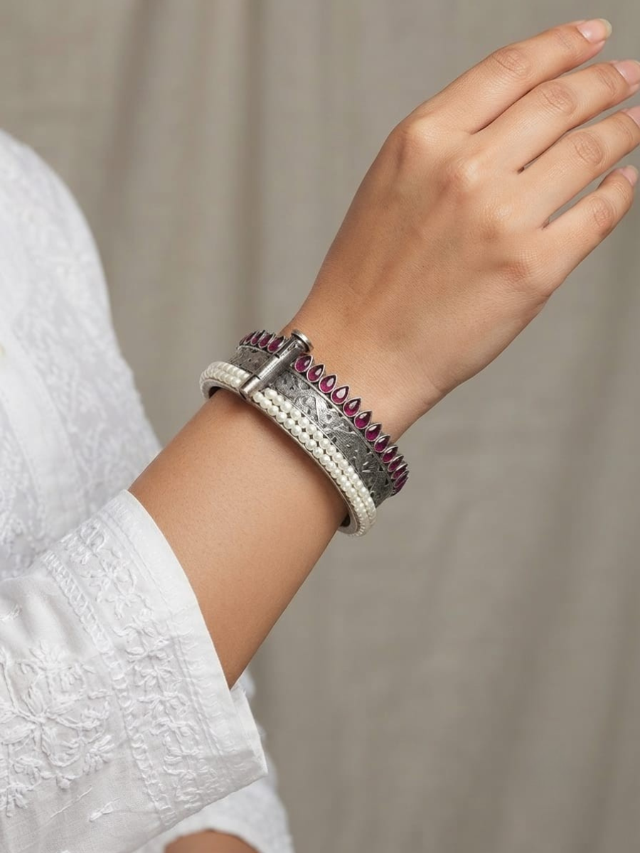 Oxidised silver pink stone bangle