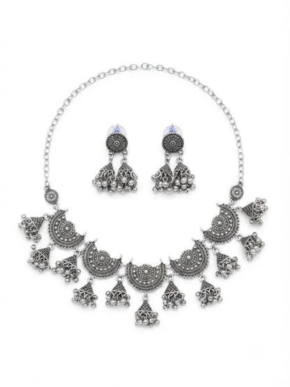 Traditional silver ethnic necklace set