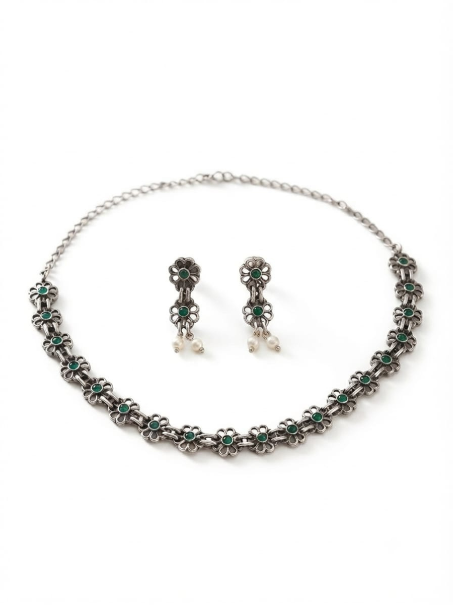 Ethnic green stone floral choker