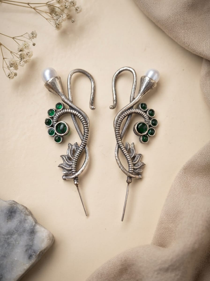 Oxidised silver green stone earcuffs