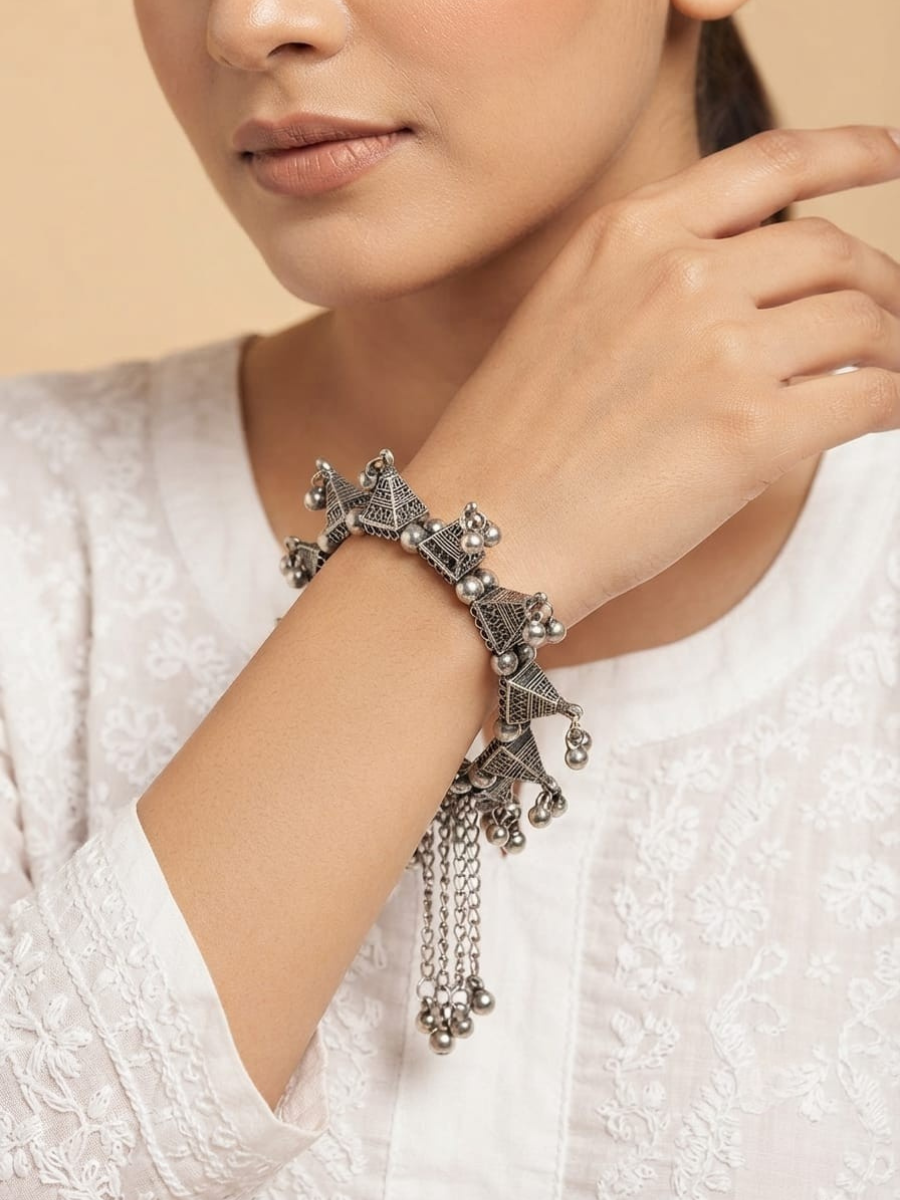 Oxidised Silver Pyramid Charm Gunghroo Bangle