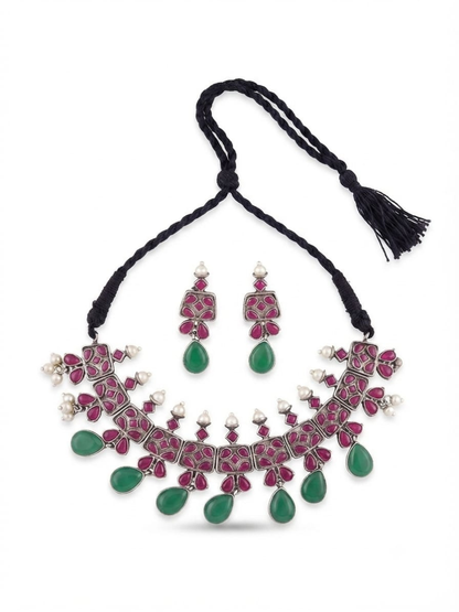 Traditional green drop statement necklace