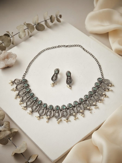 Oxidised silver sea green choker