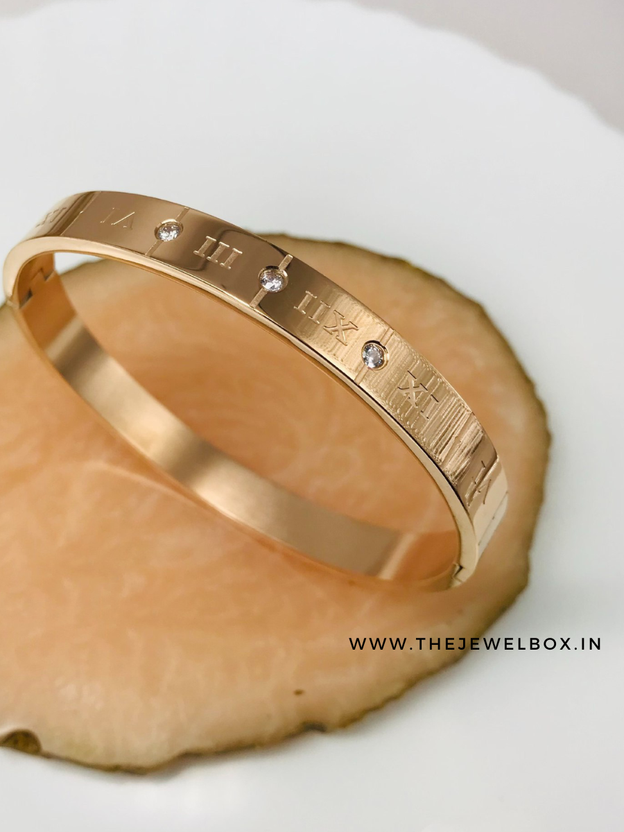 Rose Gold Plated Roman Letter Diamond Studded Bracelet