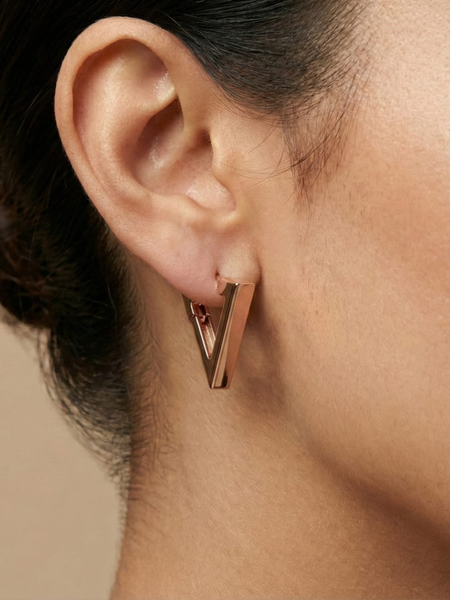 Modern hinged hoop earrings rose gold