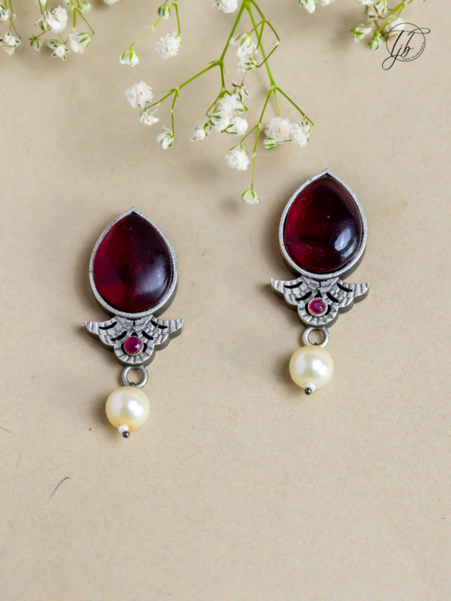 Buy Ruby Red Stone Studded Oxidised Silver Stud Earrings Online - TheJewelbox