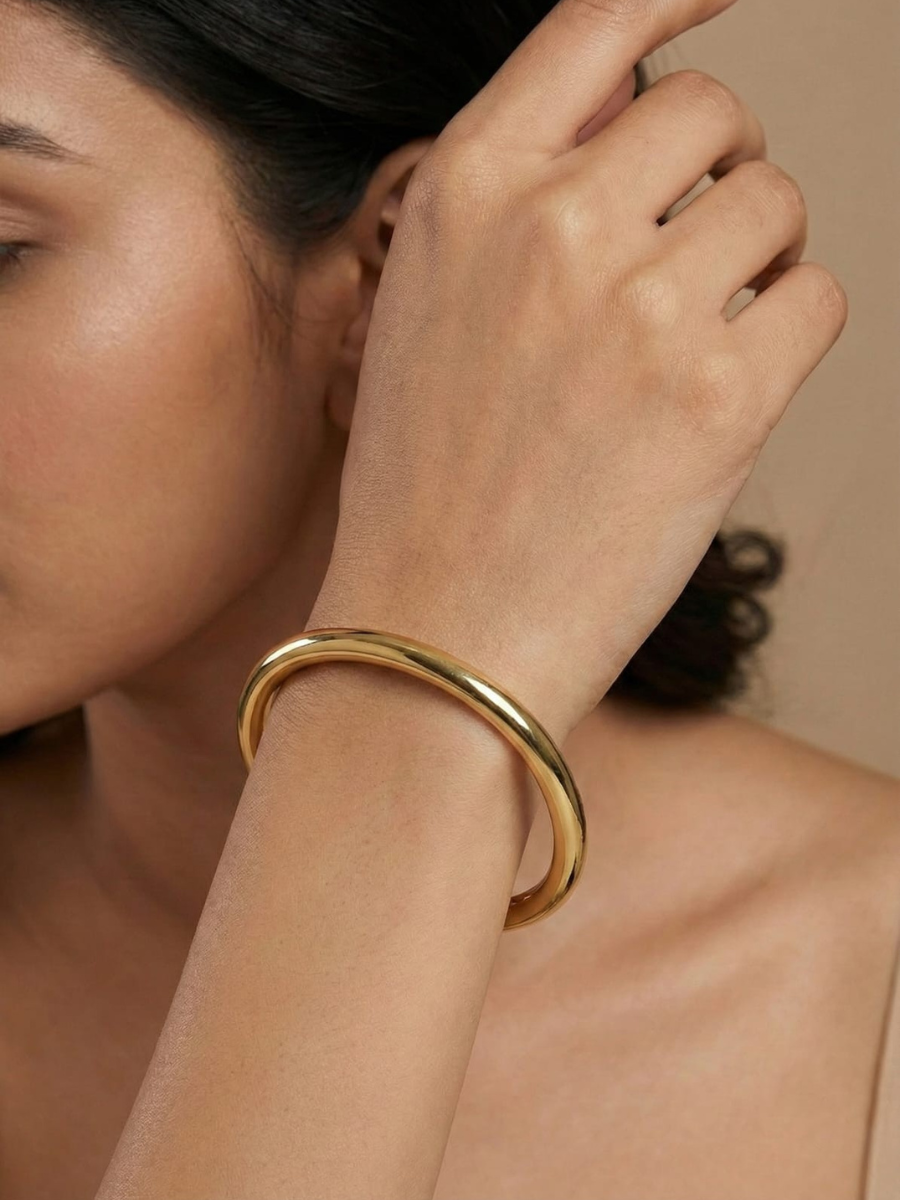 Daily wear plain gold bangle