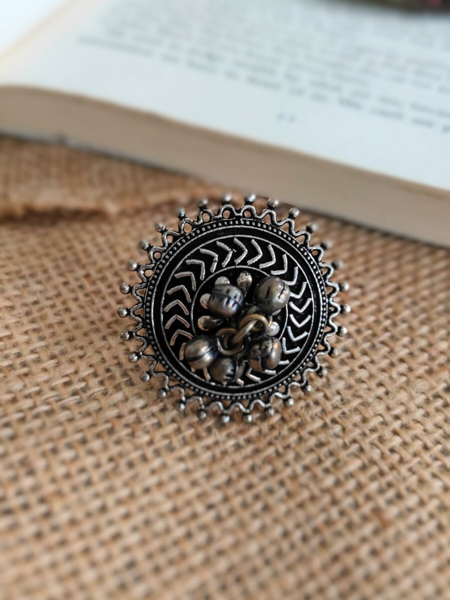Small Gungroo Style Oxidised Silver Finger Ring
