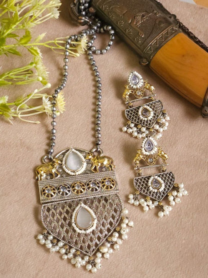 Buy Temple Style Dual Tone Oxidised White Kundan Long Necklace Set Online - TheJewelbox