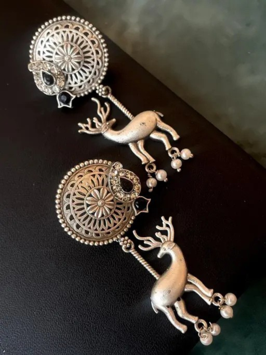 Buy Traditional Black Stone Deer Dangler Oxidised Silver Earrings Online - TheJewelbox