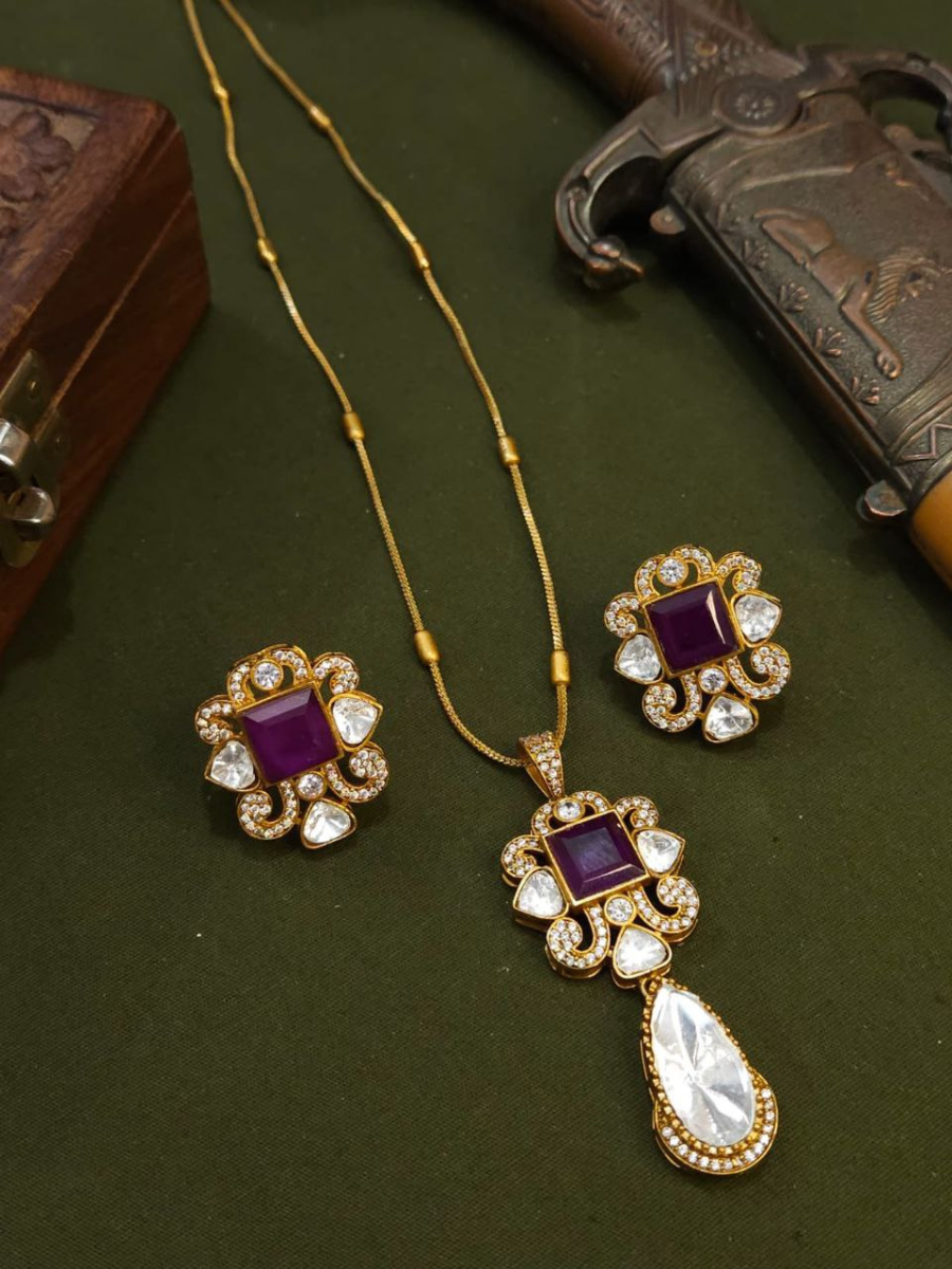 Buy Traditional Gold Plated Purple Stone Pendant Chain Necklace Set Online - TheJewelbox